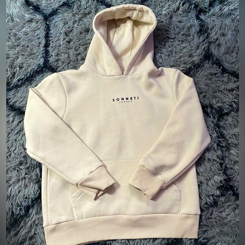 Size medium (youth) Sonneti  hoodie